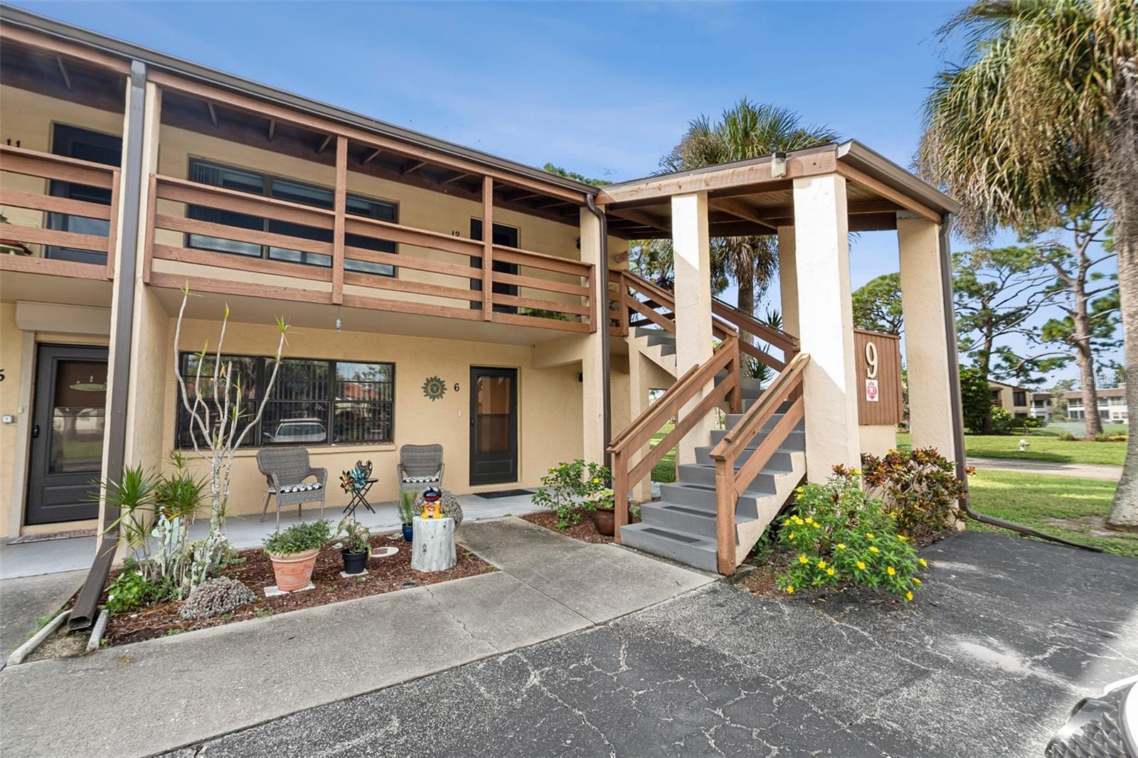9 QUAILS RUN BLVD #12