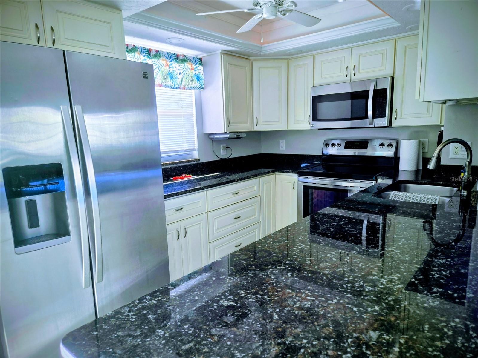 1257 S PORTOFINO DR #307