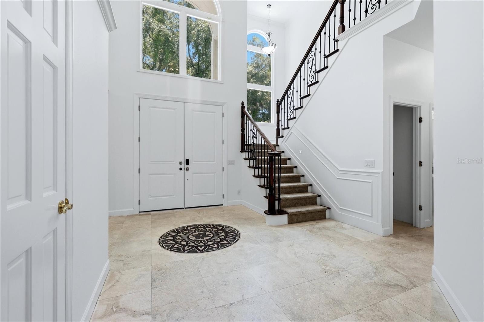 1351 DIXIE LEE LN