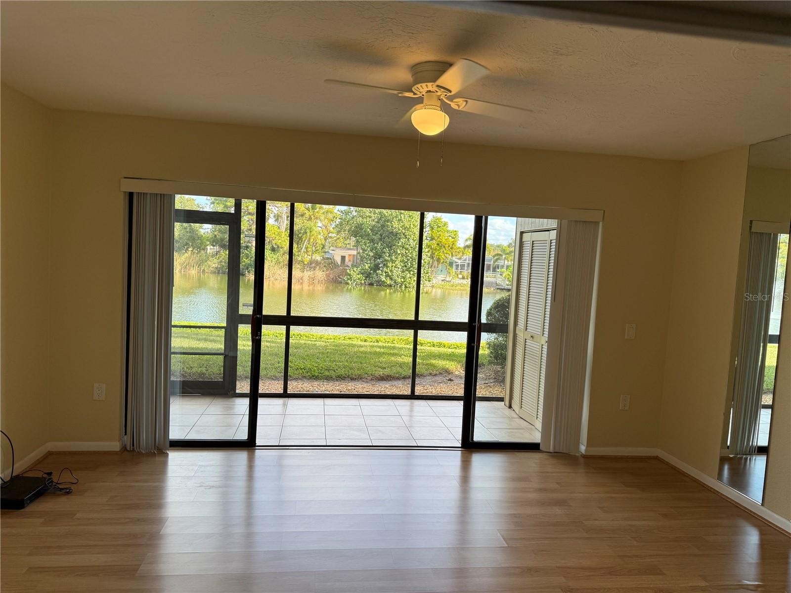 5697 ASHTON LAKE DR #6