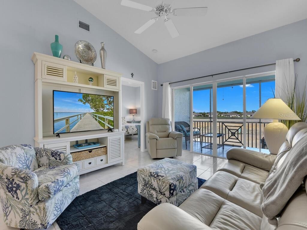 5762 SABAL TRACE DR #201