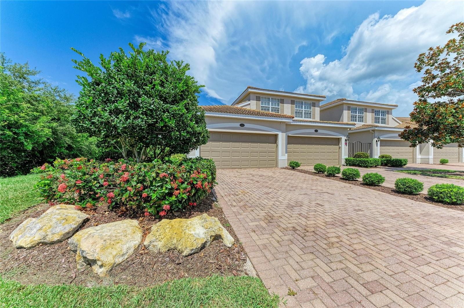 419 WINDING BROOK LN #101