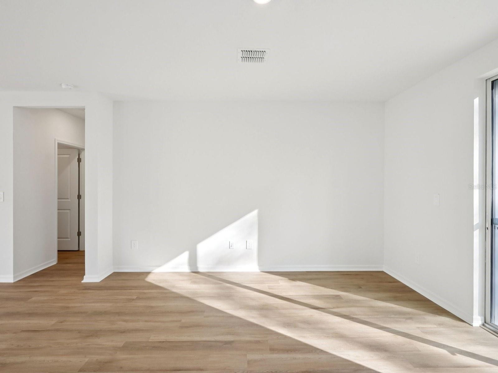 11325 BELLEWOOD TER