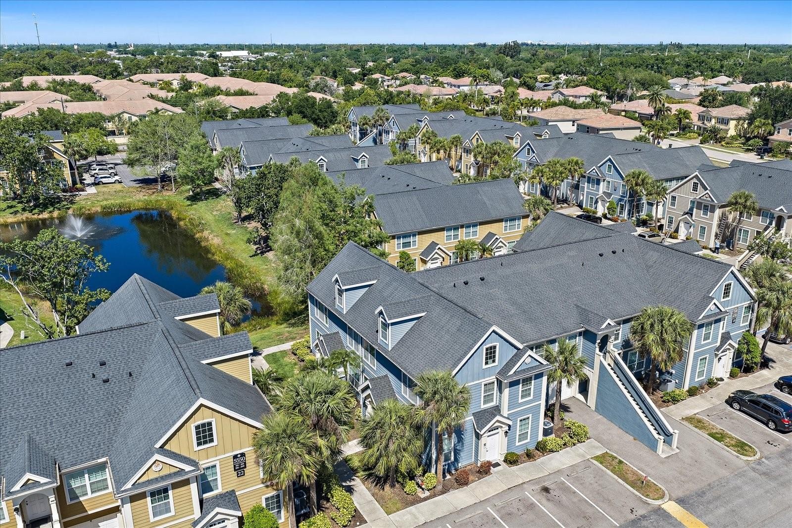 5540 ROSEHILL RD #201