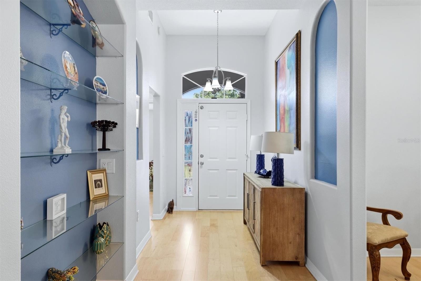 6726 W COUNTRY CLUB LN