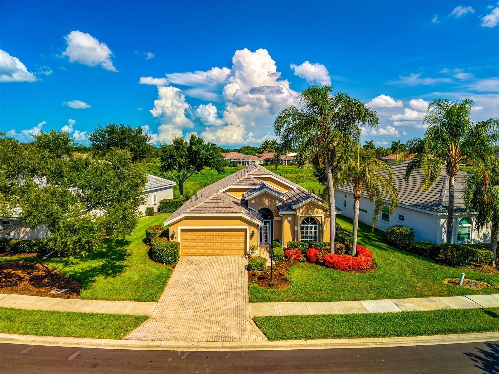 5133 FLAGSTONE DR