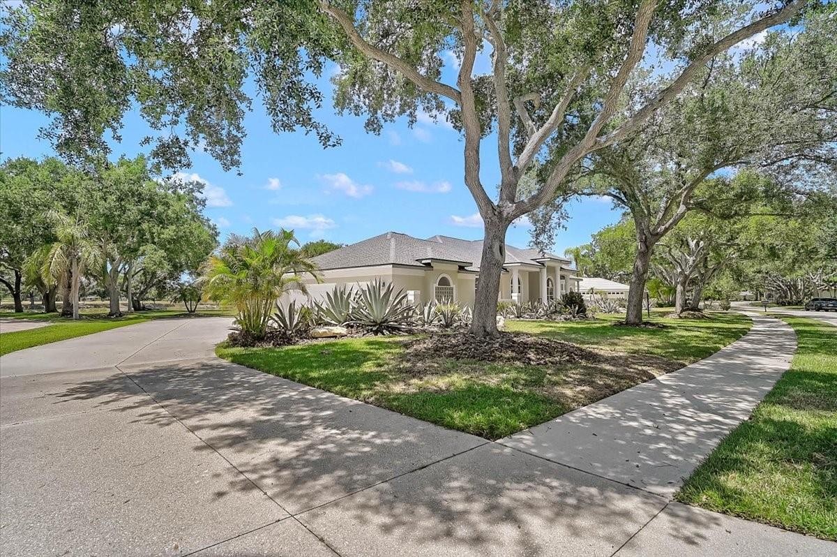 6418 JACKIE LYNN CT