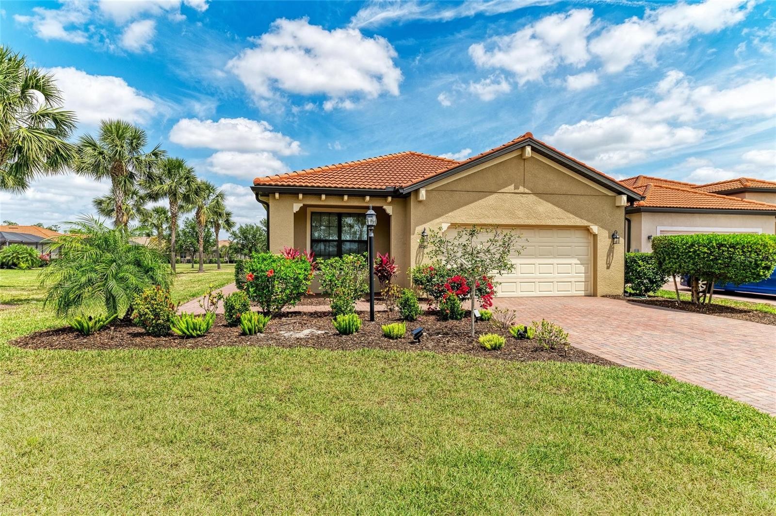10111 MALACHITE DR