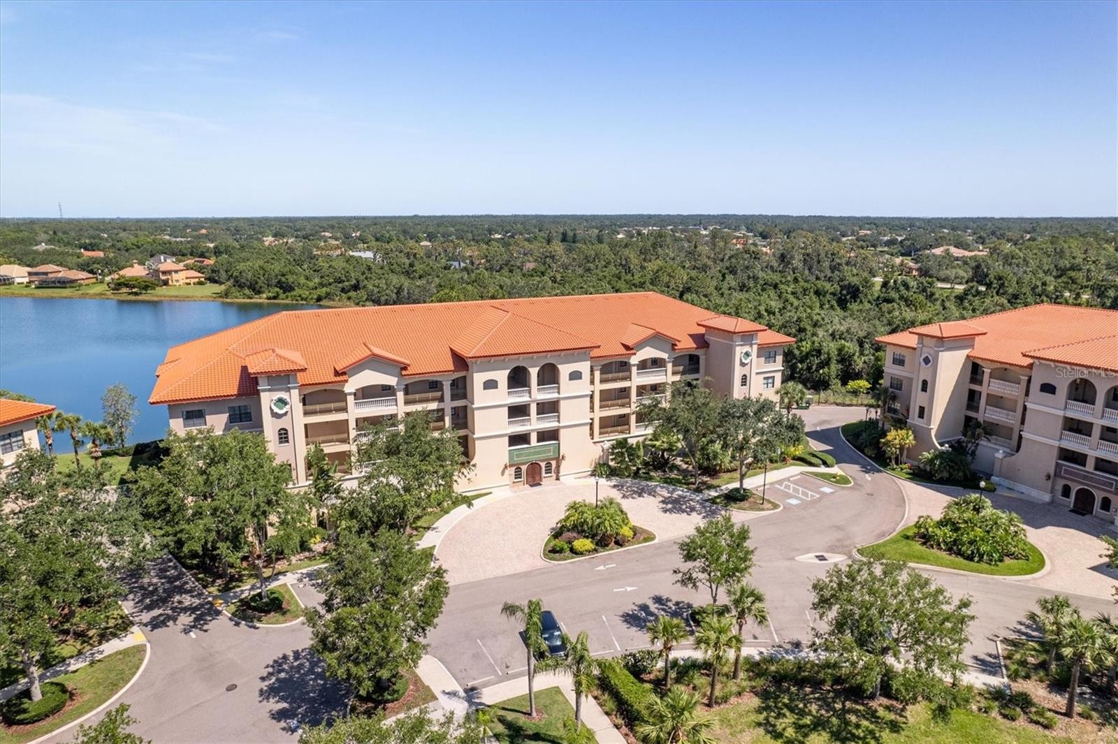 7612 LAKE VISTA CT #308