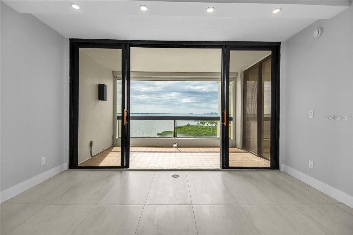 2020 HARBOURSIDE DR #446