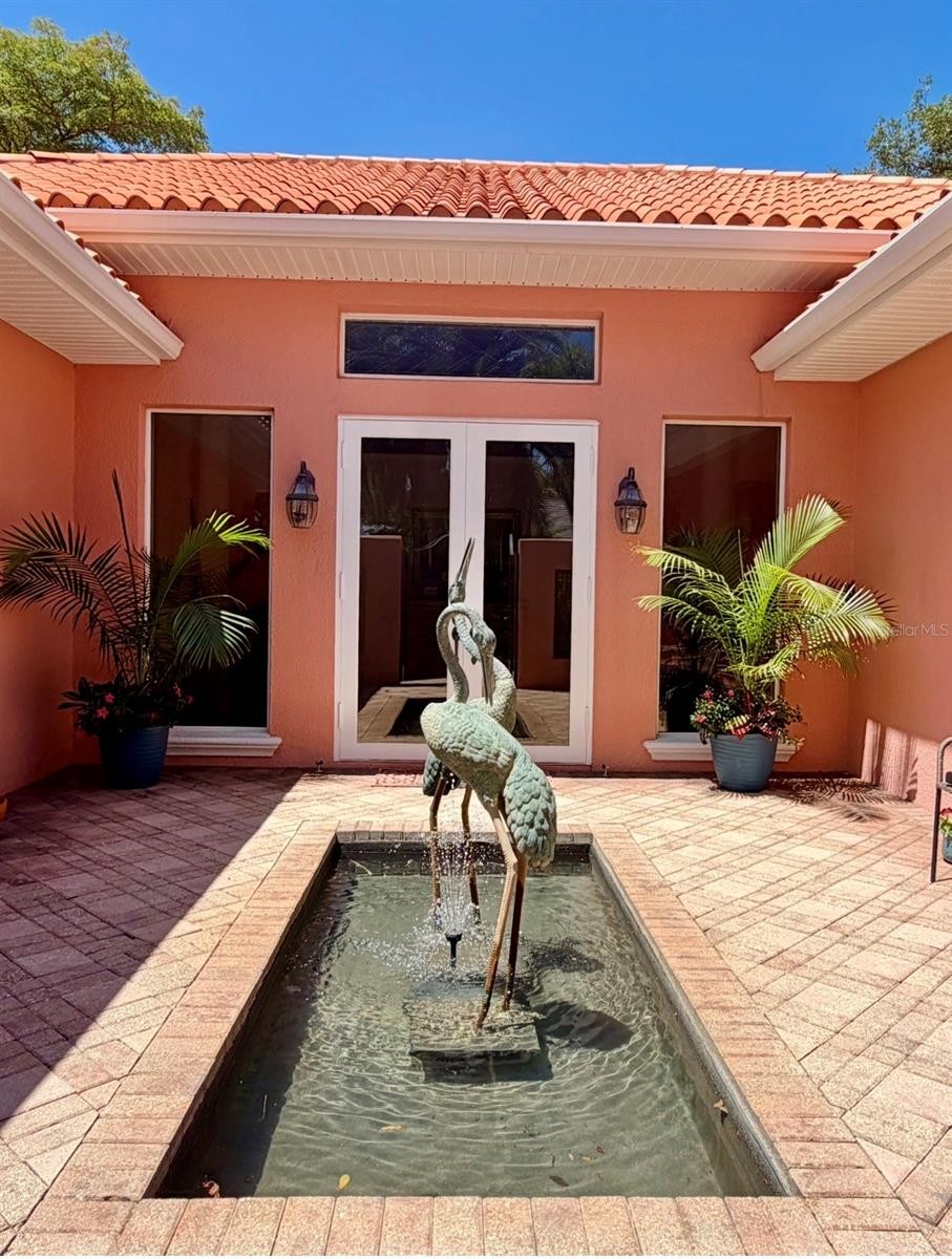 4939 PEREGRINE POINT WAY