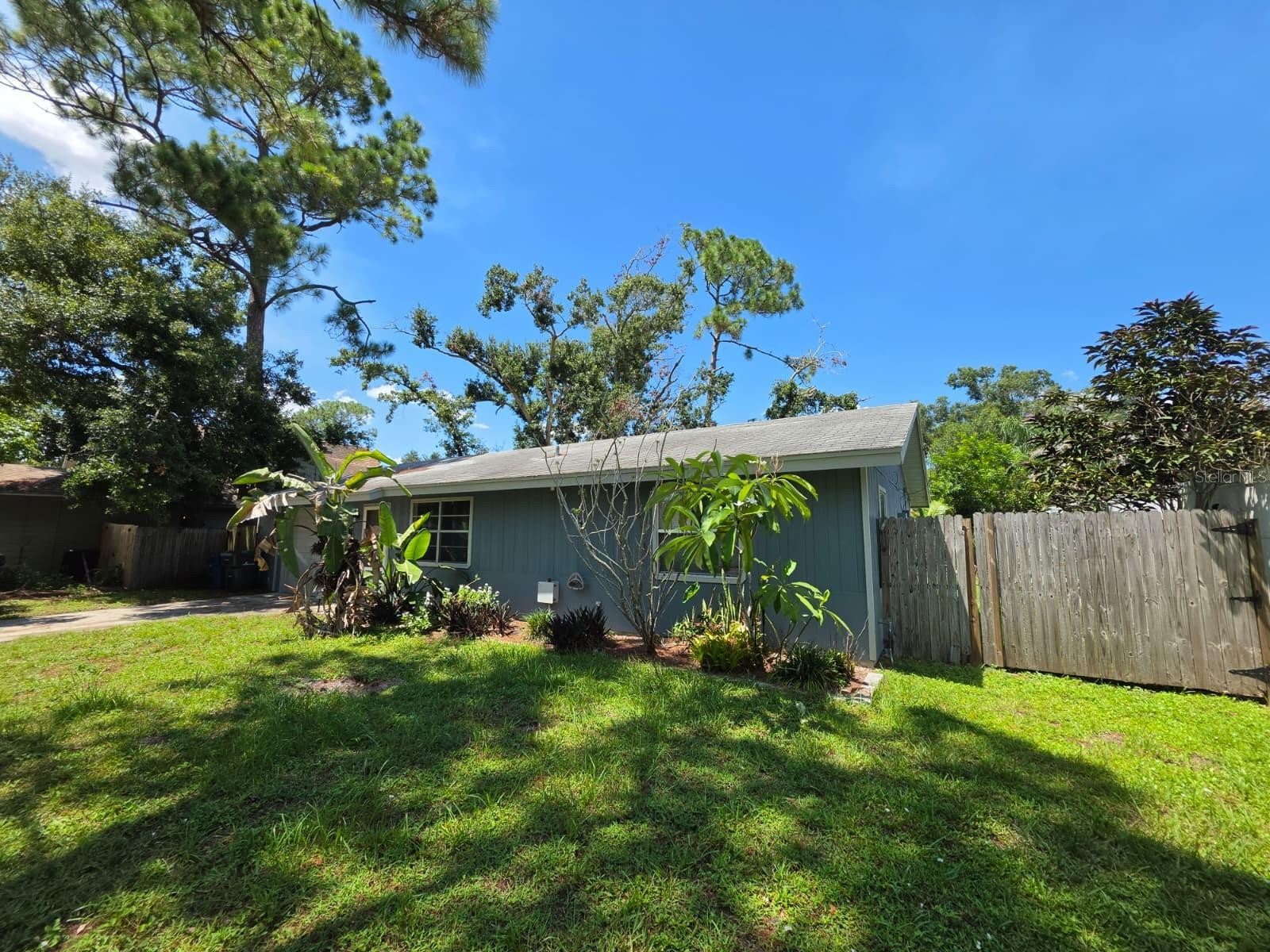 3977 VANA DR