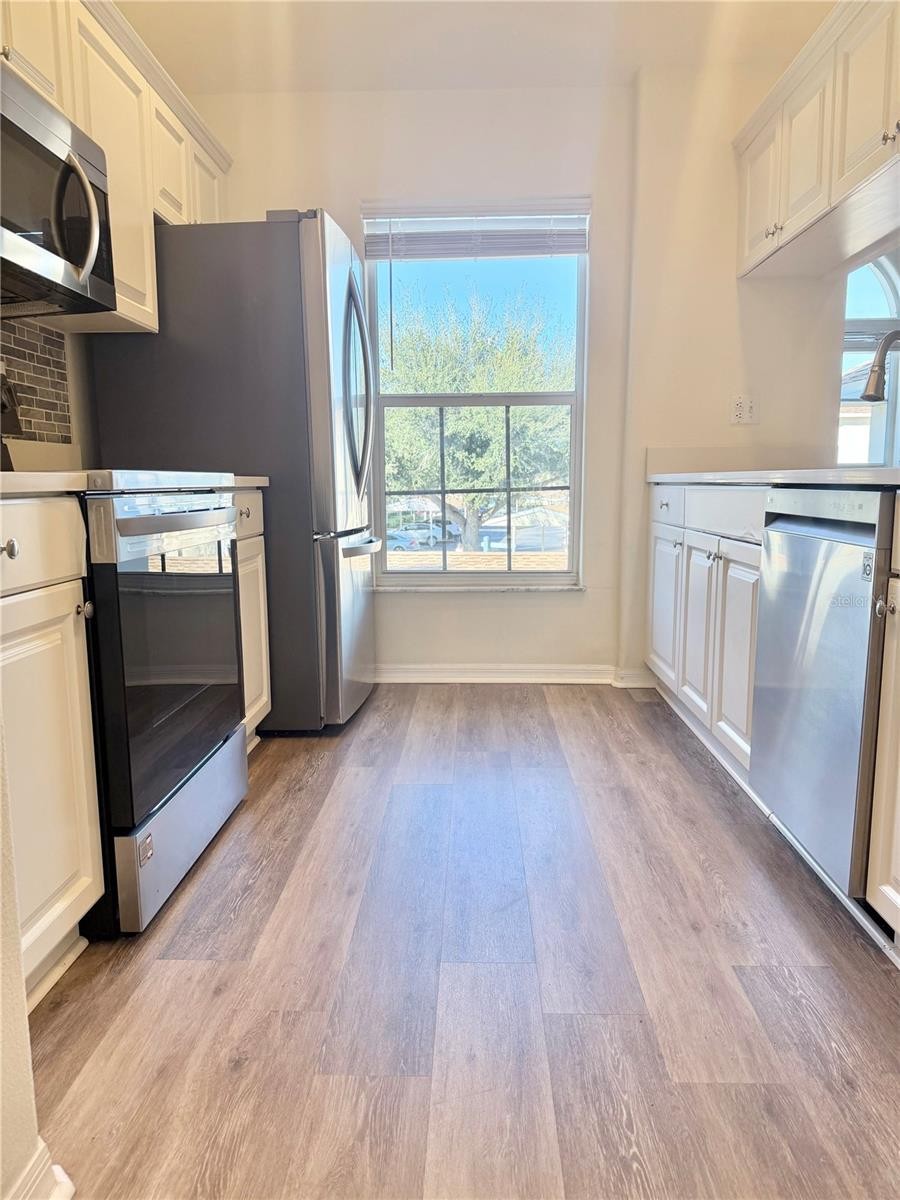 4220 PLAYERS PL #2221