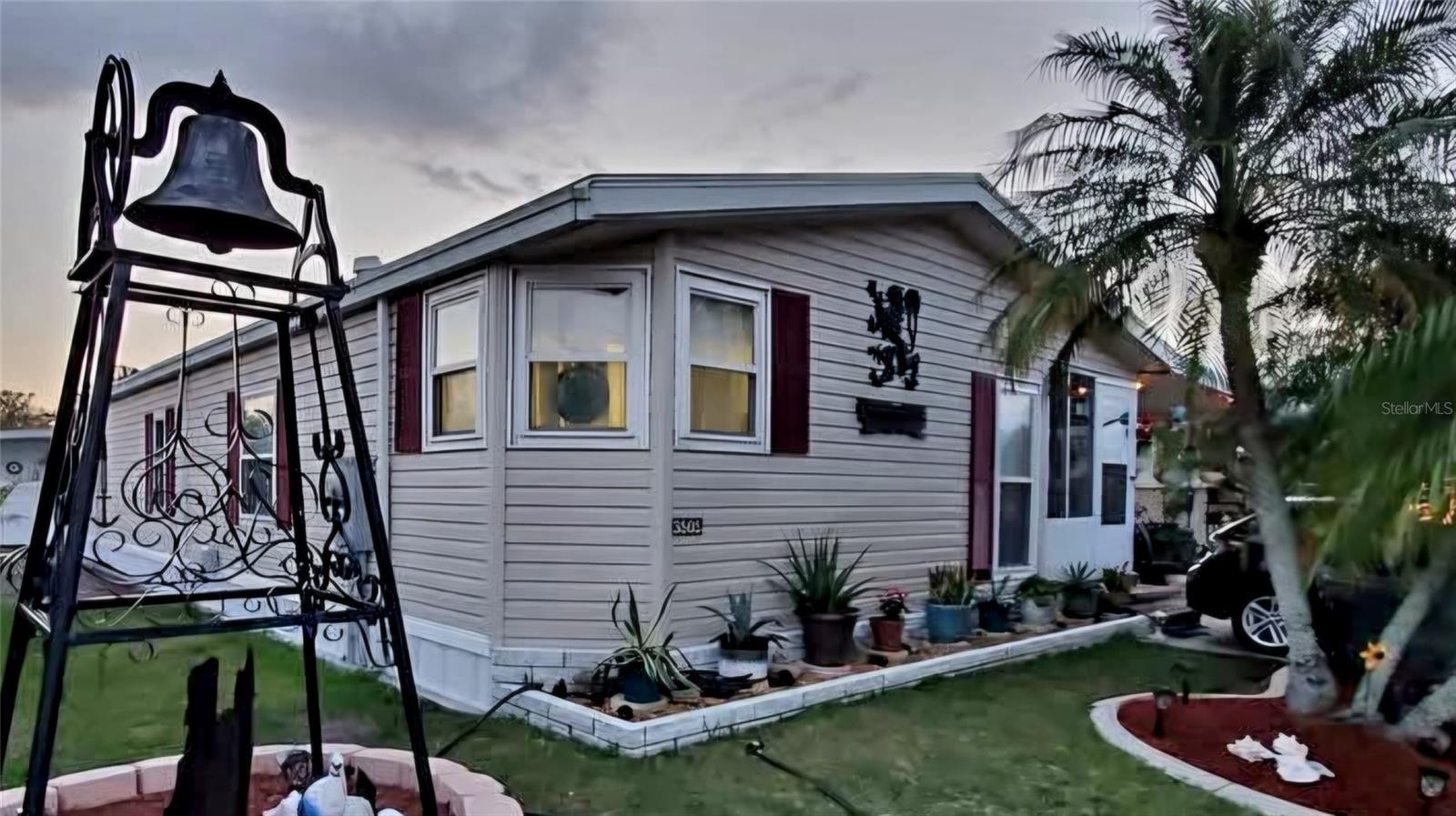 3505 PATRICIA PL