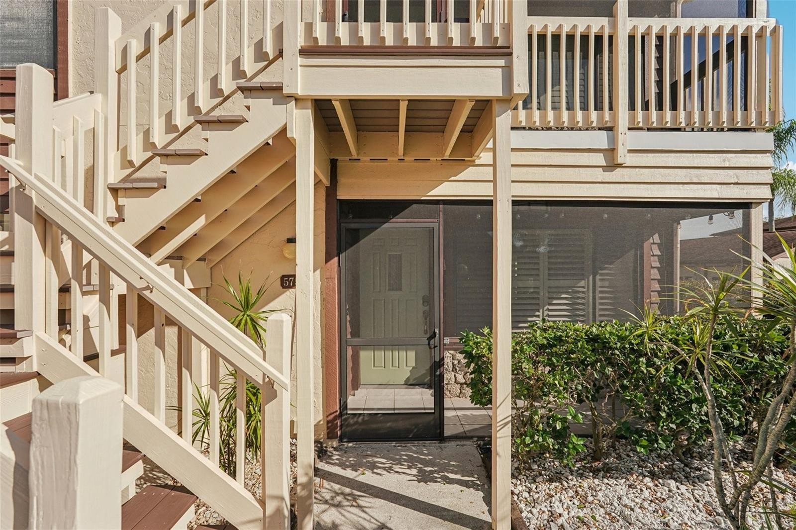 5755 AVISTA DR #5755