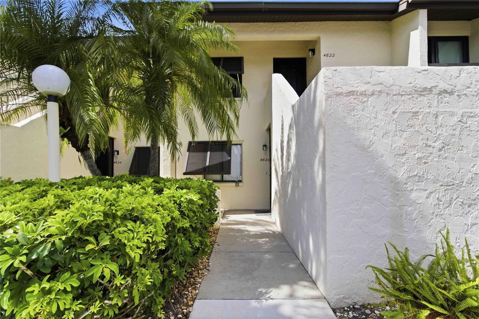 4620 LONGWATER #85
