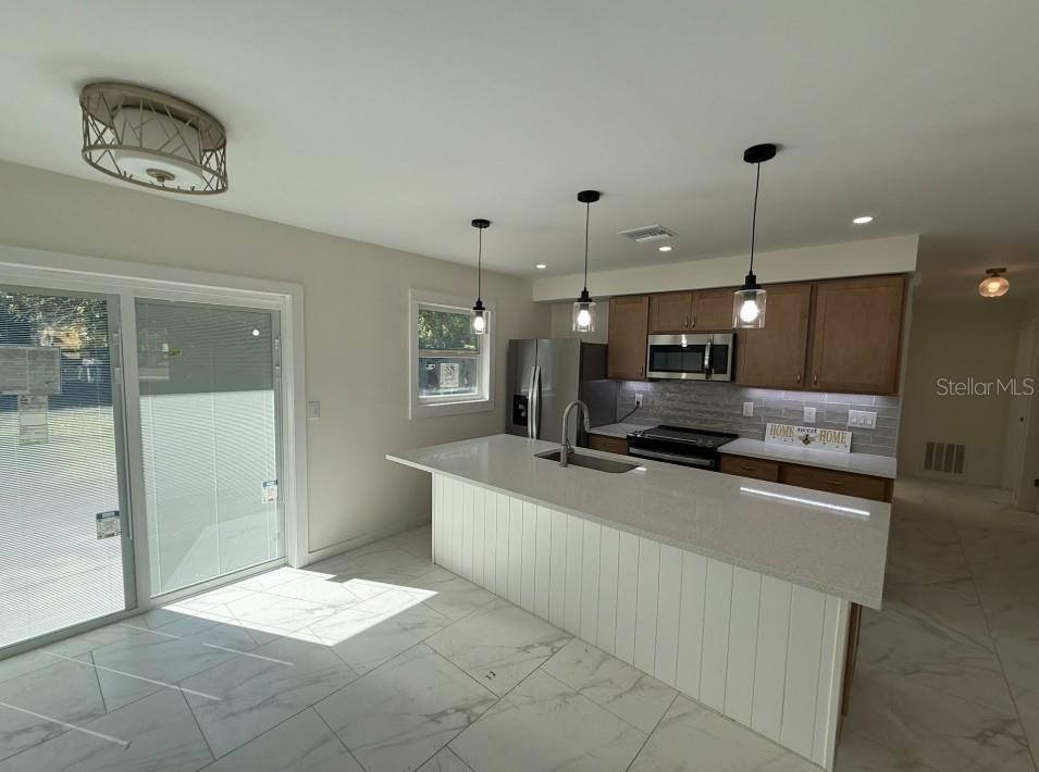 1809 5TH AVE W