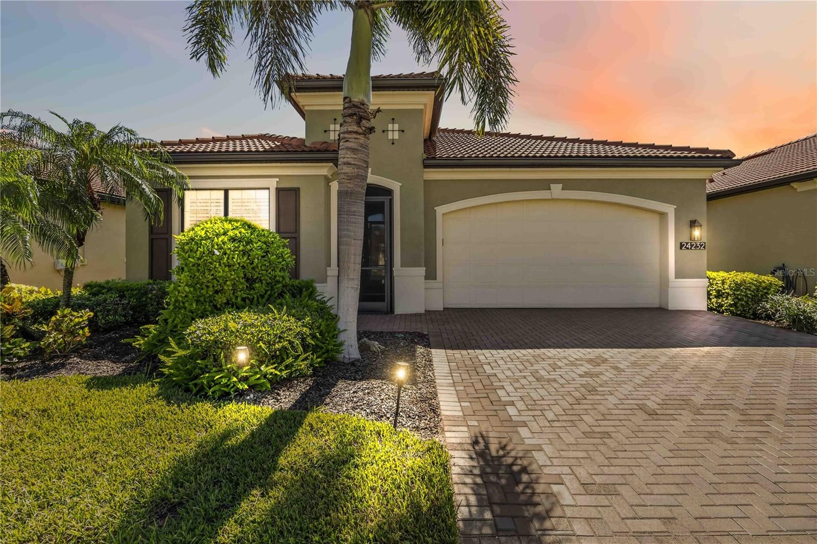 24232 GALLBERRY DR