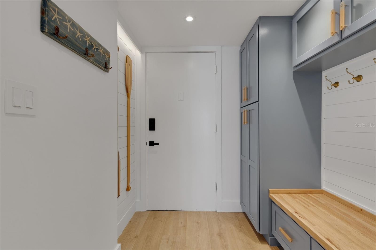 4360 CHATHAM DR #108