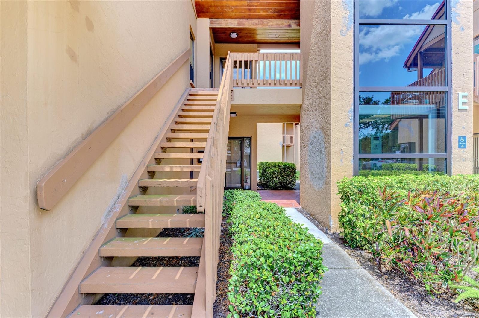 2831 RINGLING BLVD #E214