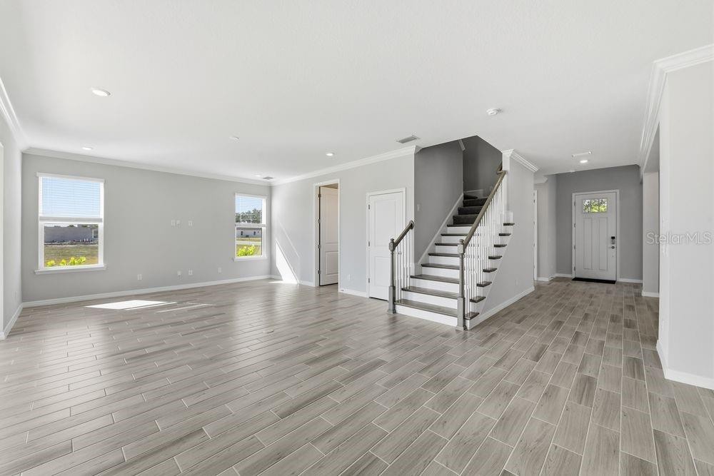 6916 PRAIRIE OAK WAY