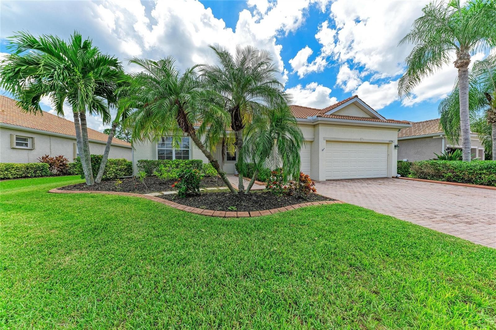 11794 GRANITE WOODS LOOP