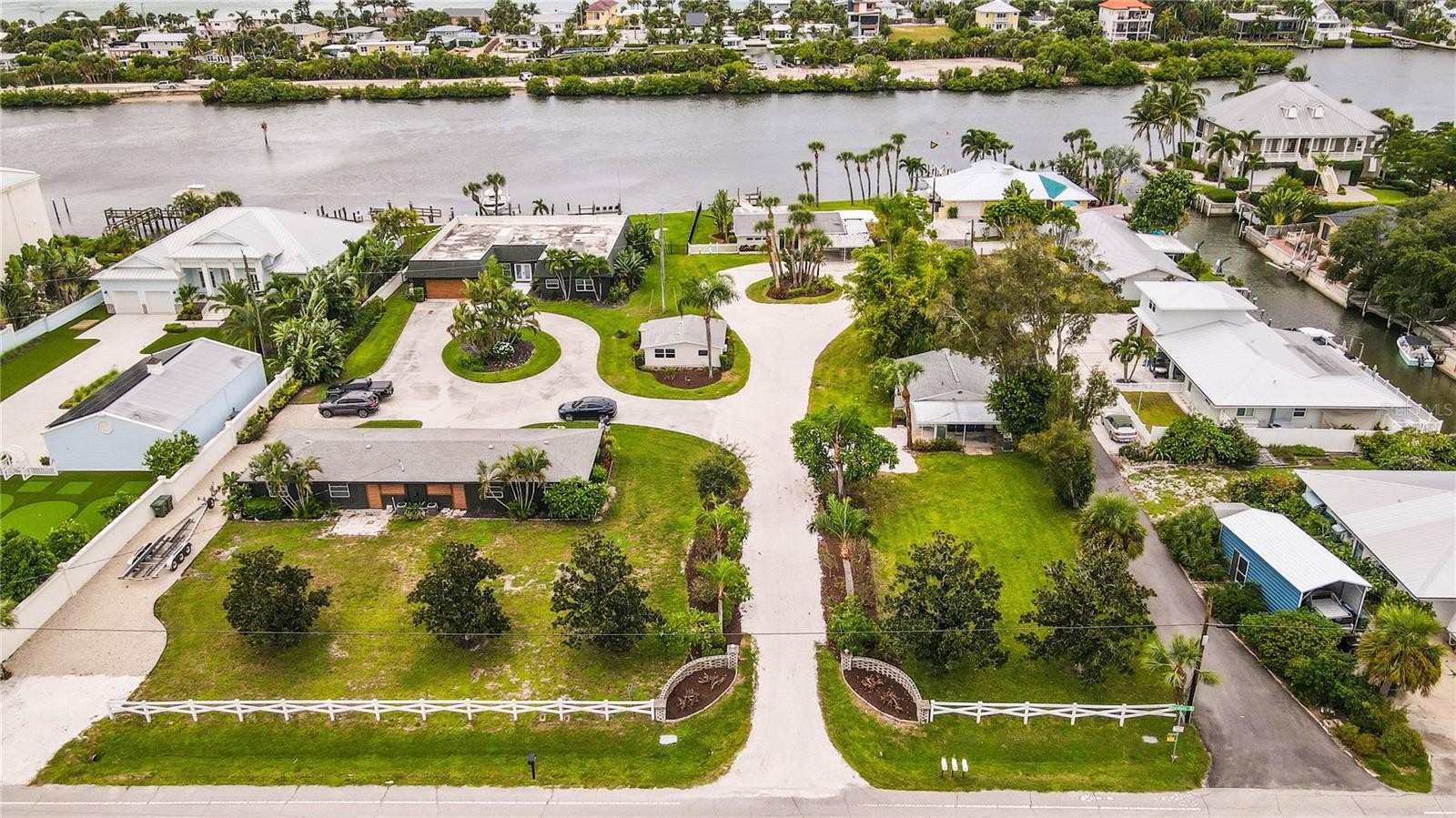 321 BAYSHORE RD