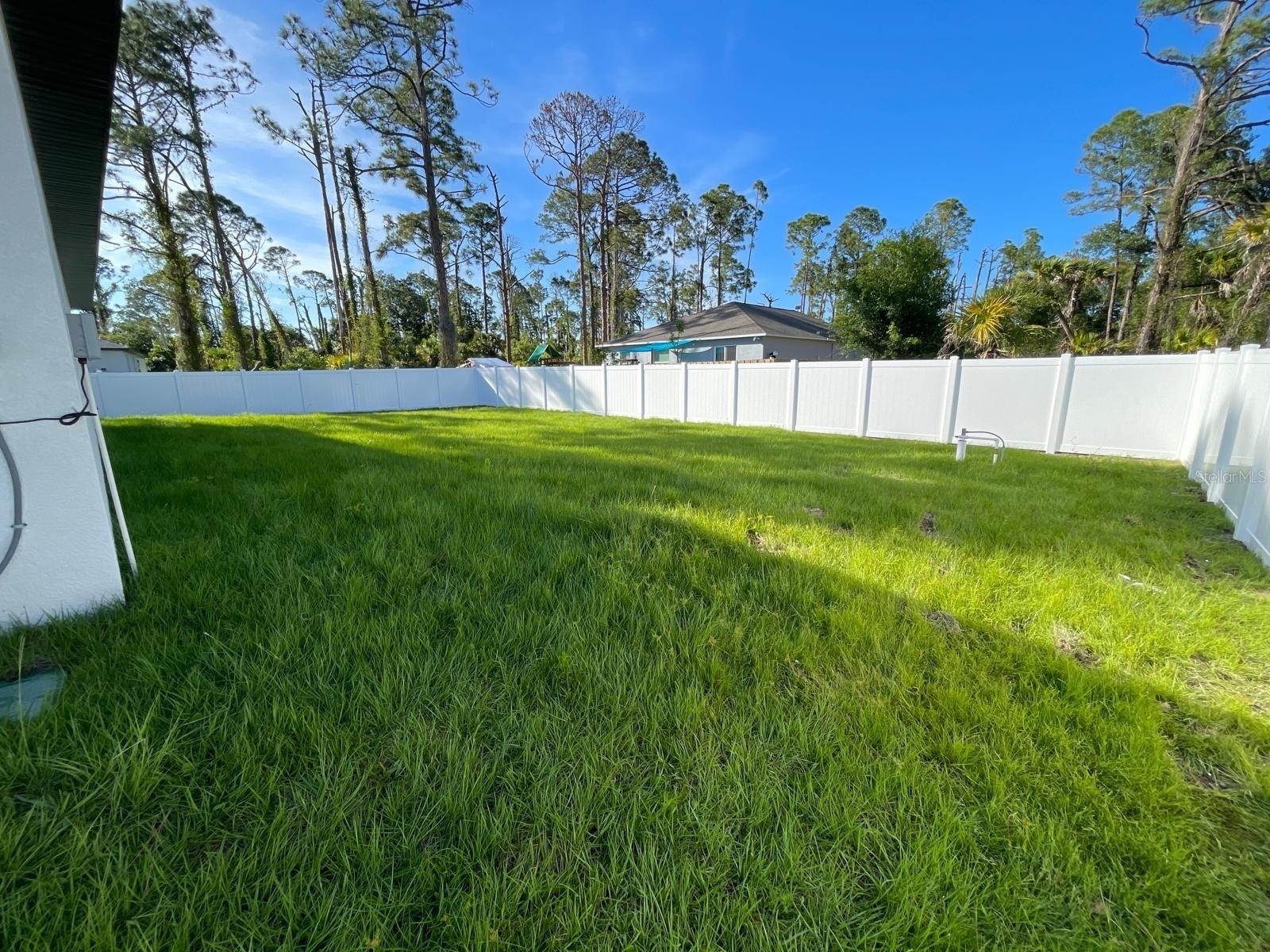 2582 HAGERICK LN