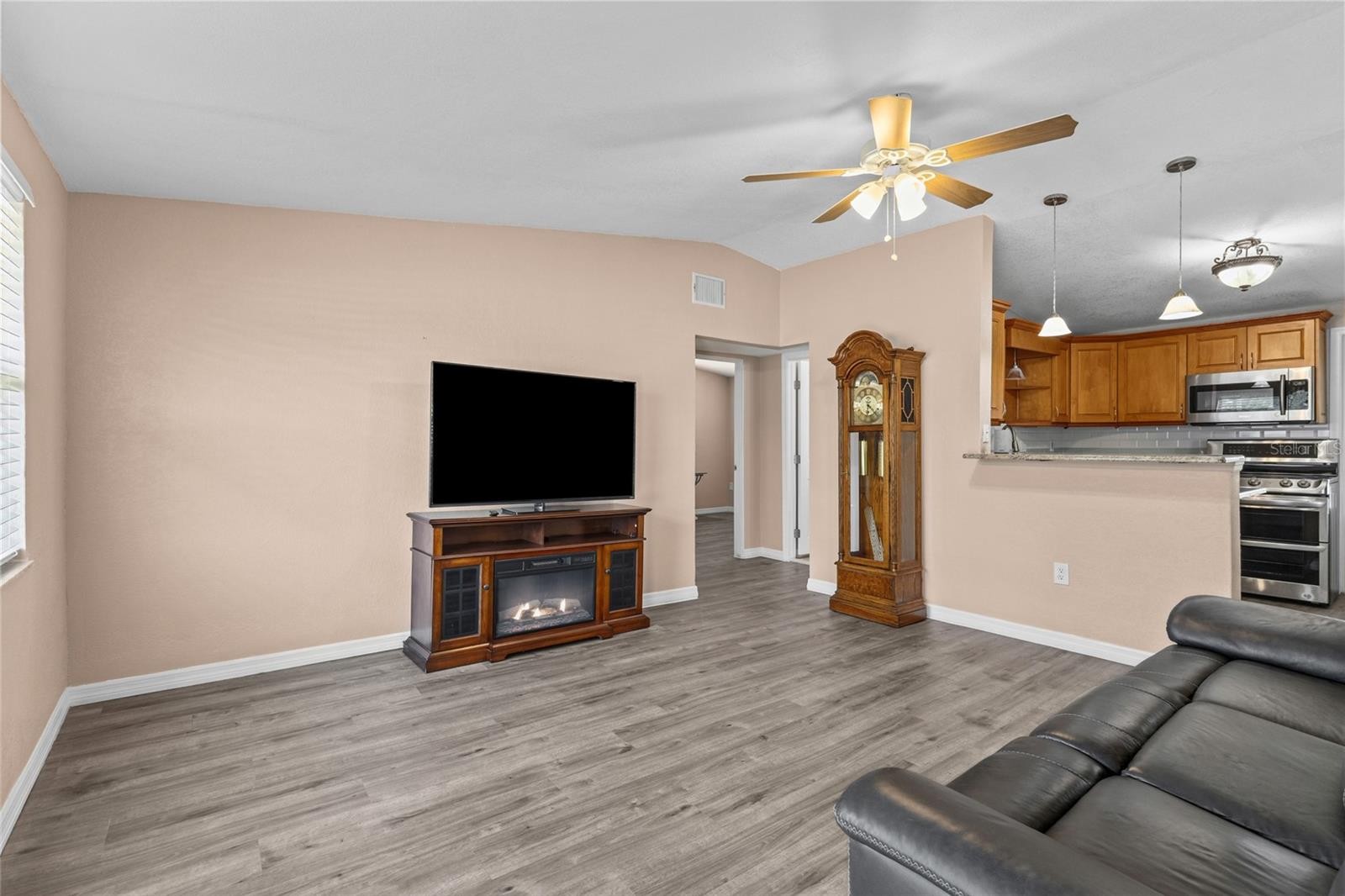 4065 ASBURY PL