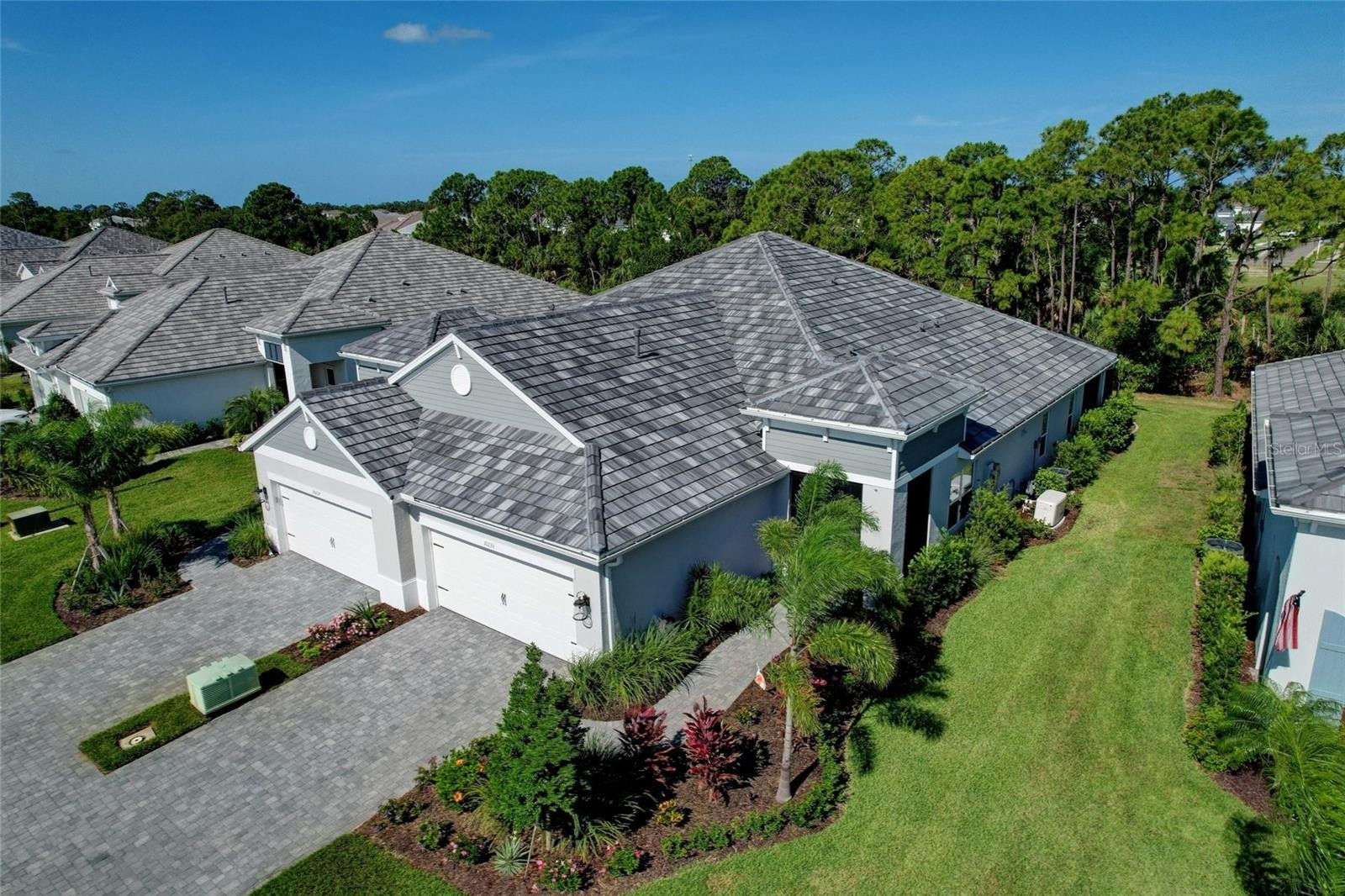 10233 LAKE WALES CIR
