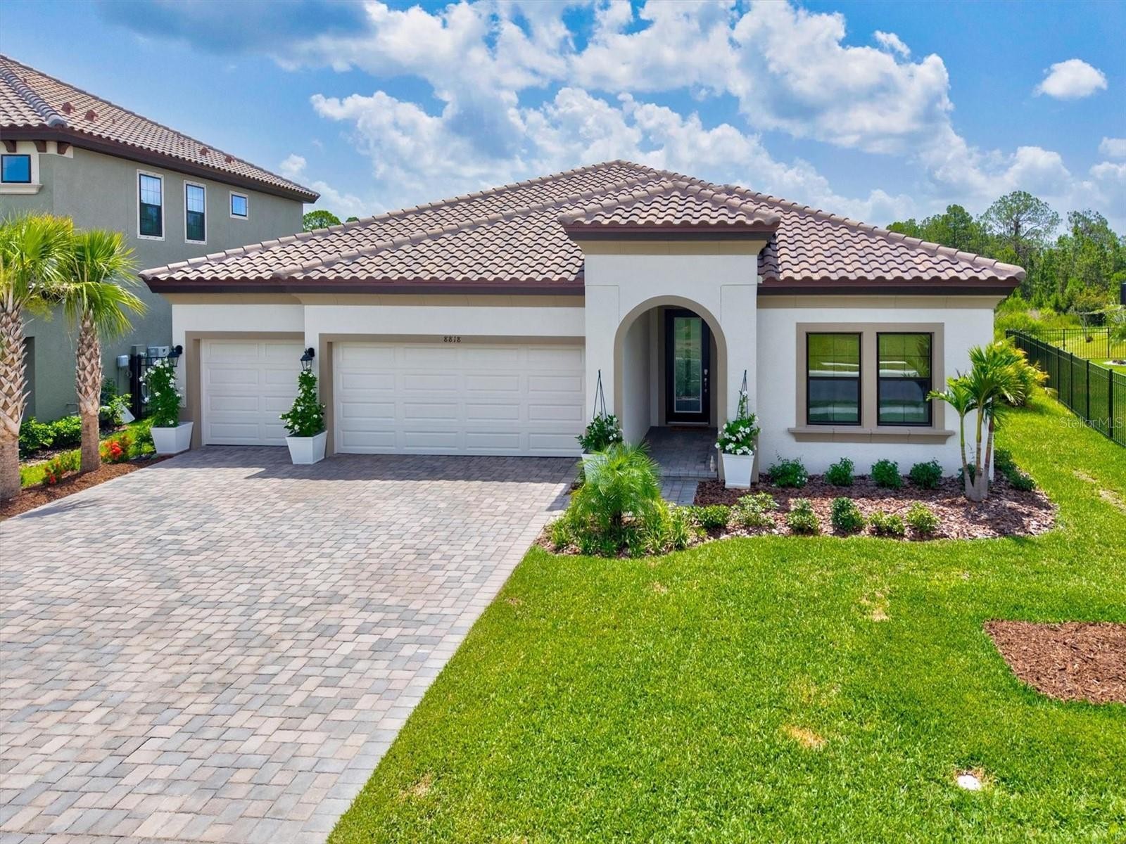 8818 EASTWYCK DR