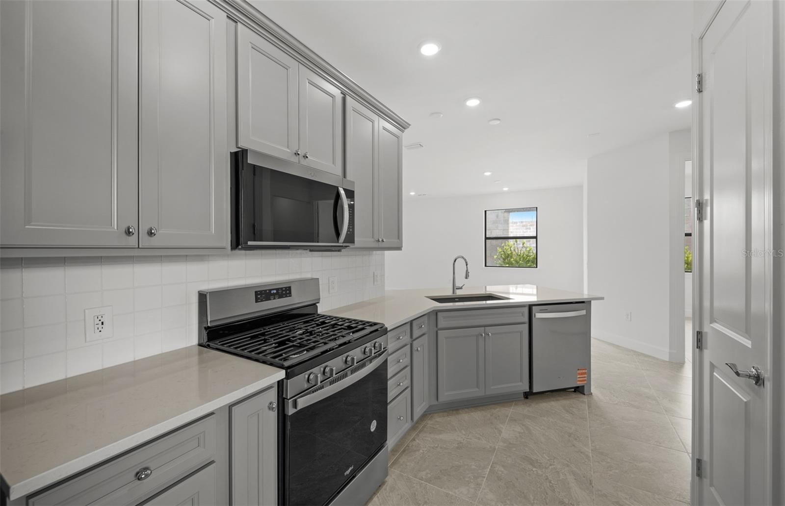 18824 INDIAN ROCK PL