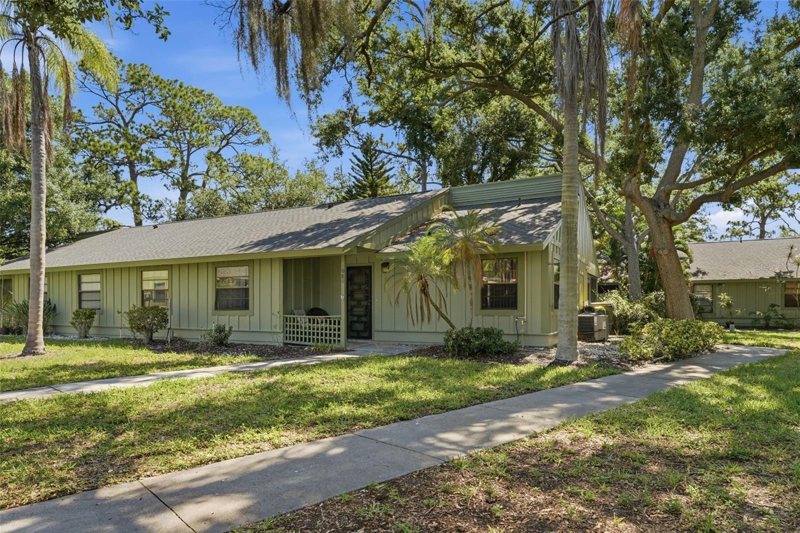 5080 BARRINGTON CIR #3102