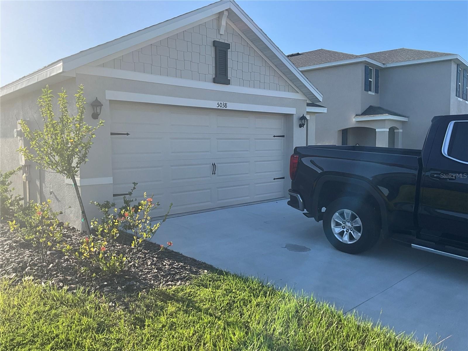 5038 ROCKY COAST PL