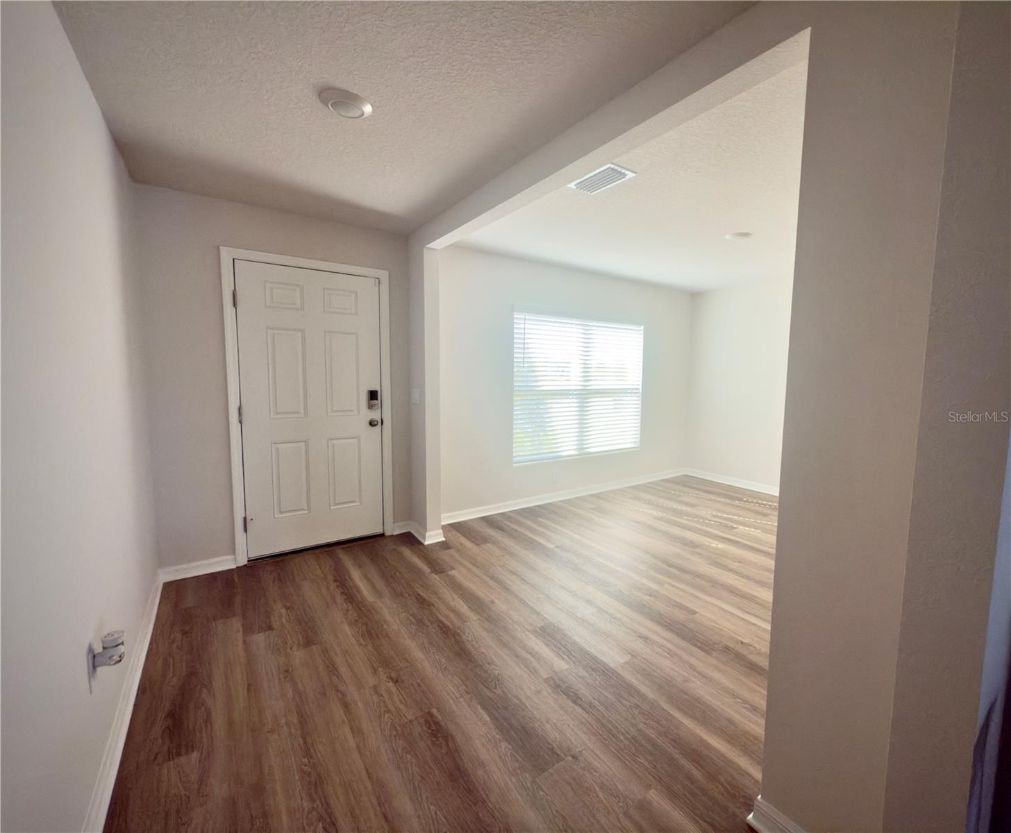 11117 40TH AVE E