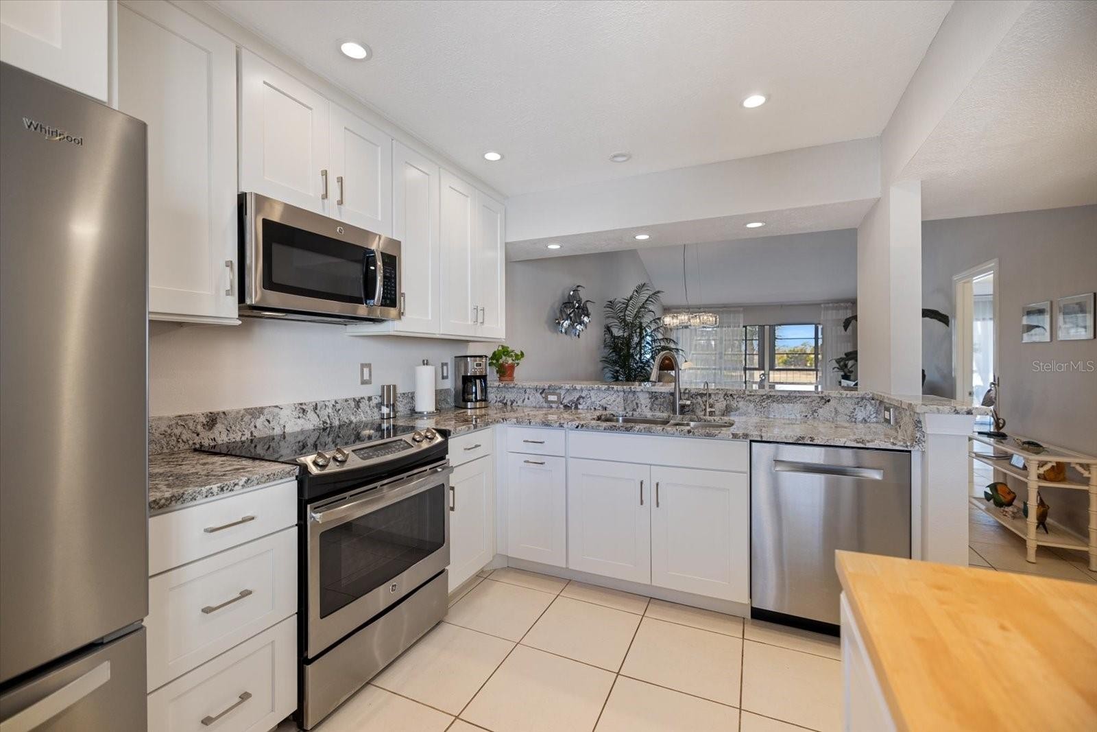 668 BIRD BAY CIR #17