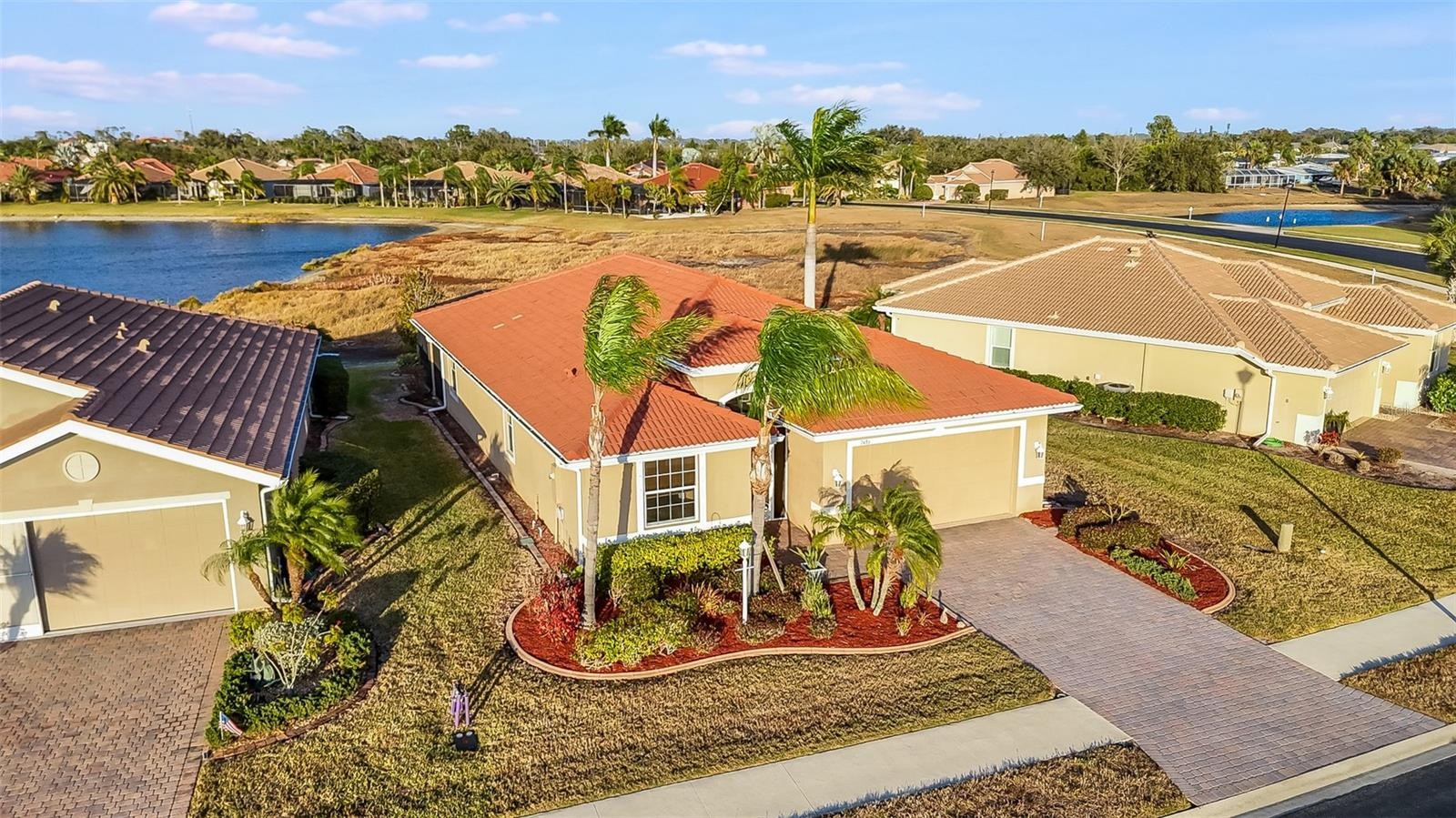 7486 TALON BAY DR