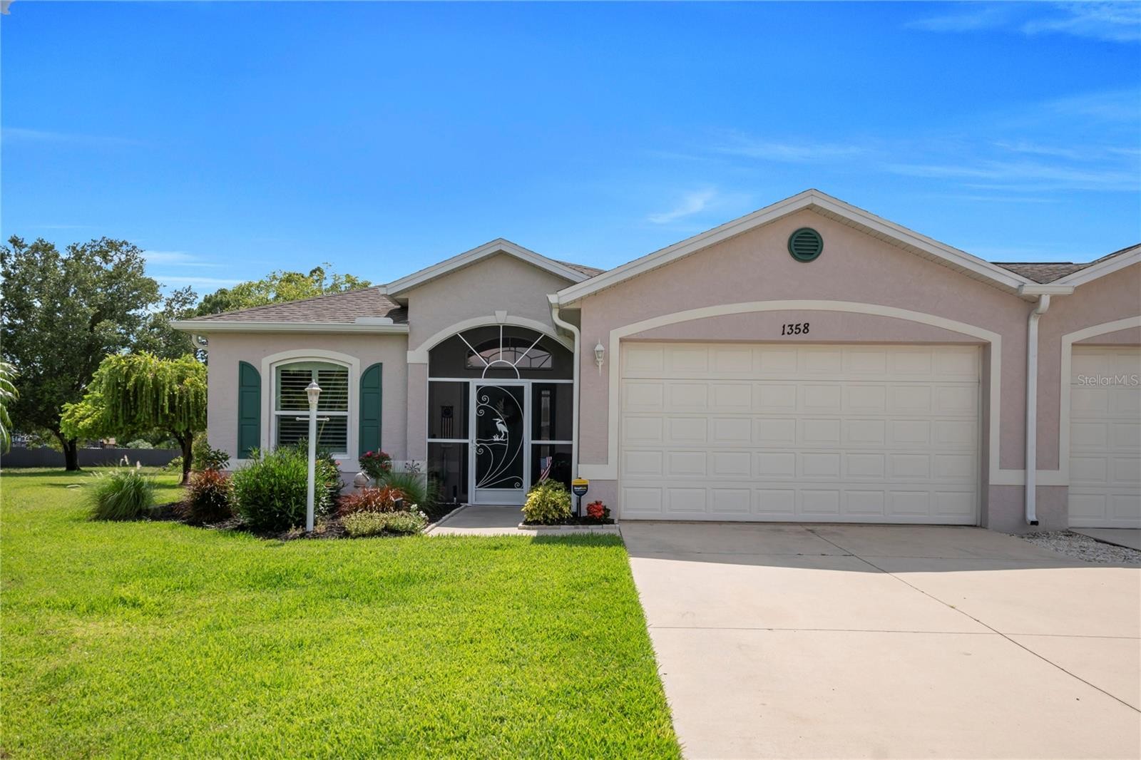 1358 HEDGEWOOD CIR