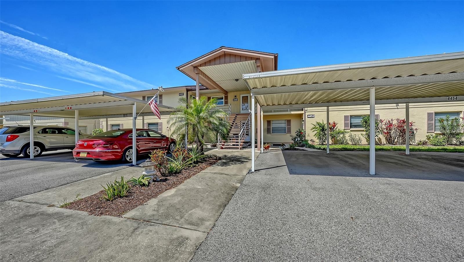 4458 NARRAGANSET TRL #93A