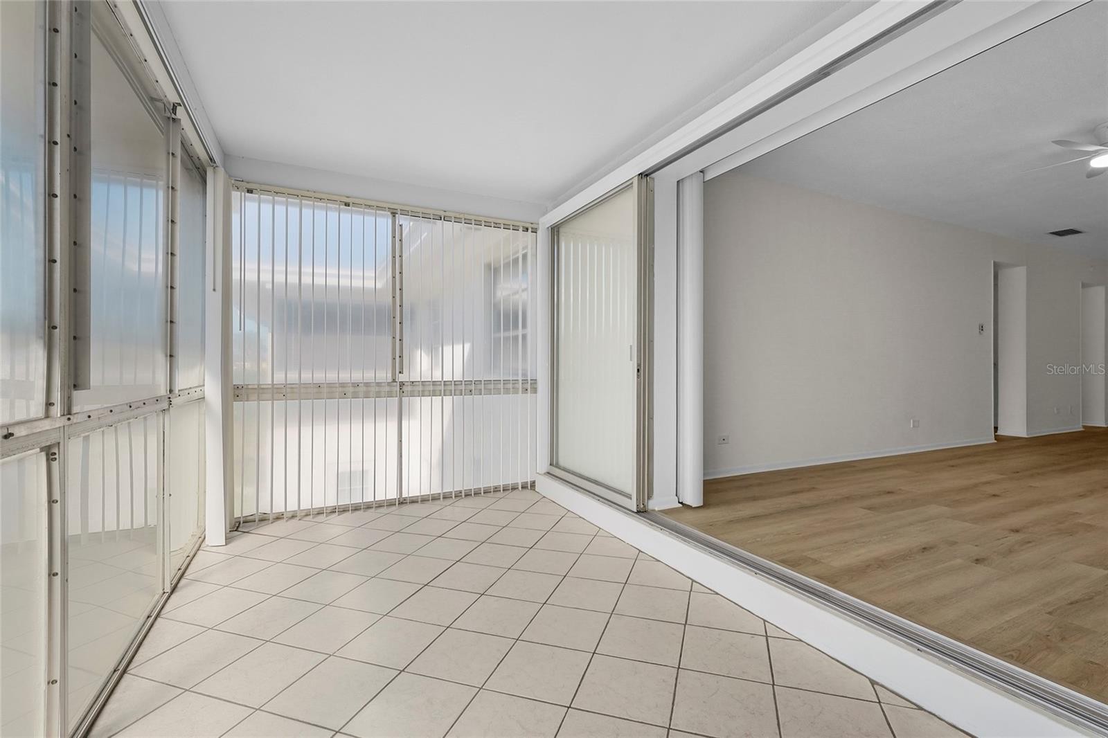 3950 ROXANE BLVD #2B