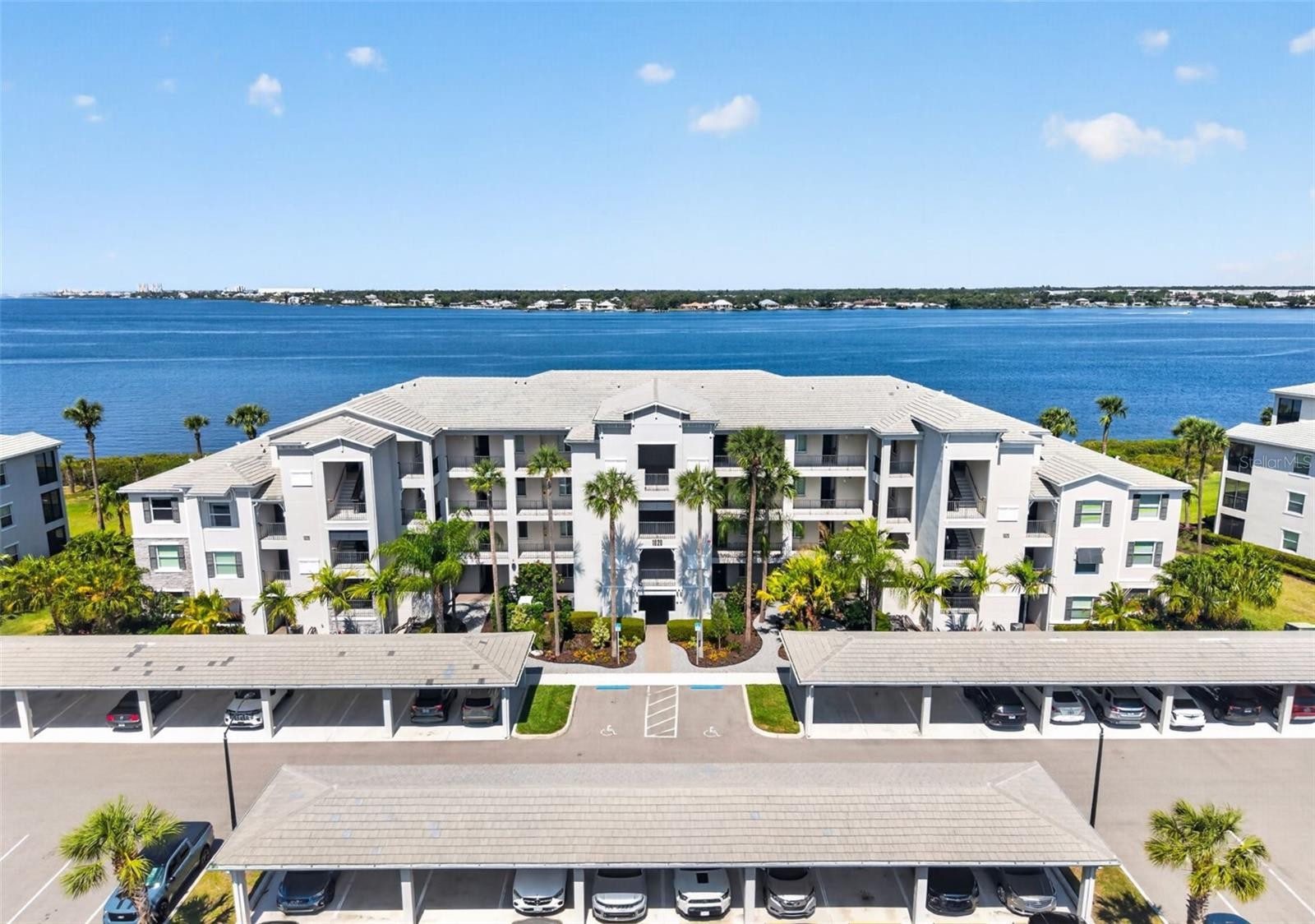 1020 TIDEWATER SHORES LOOP #301