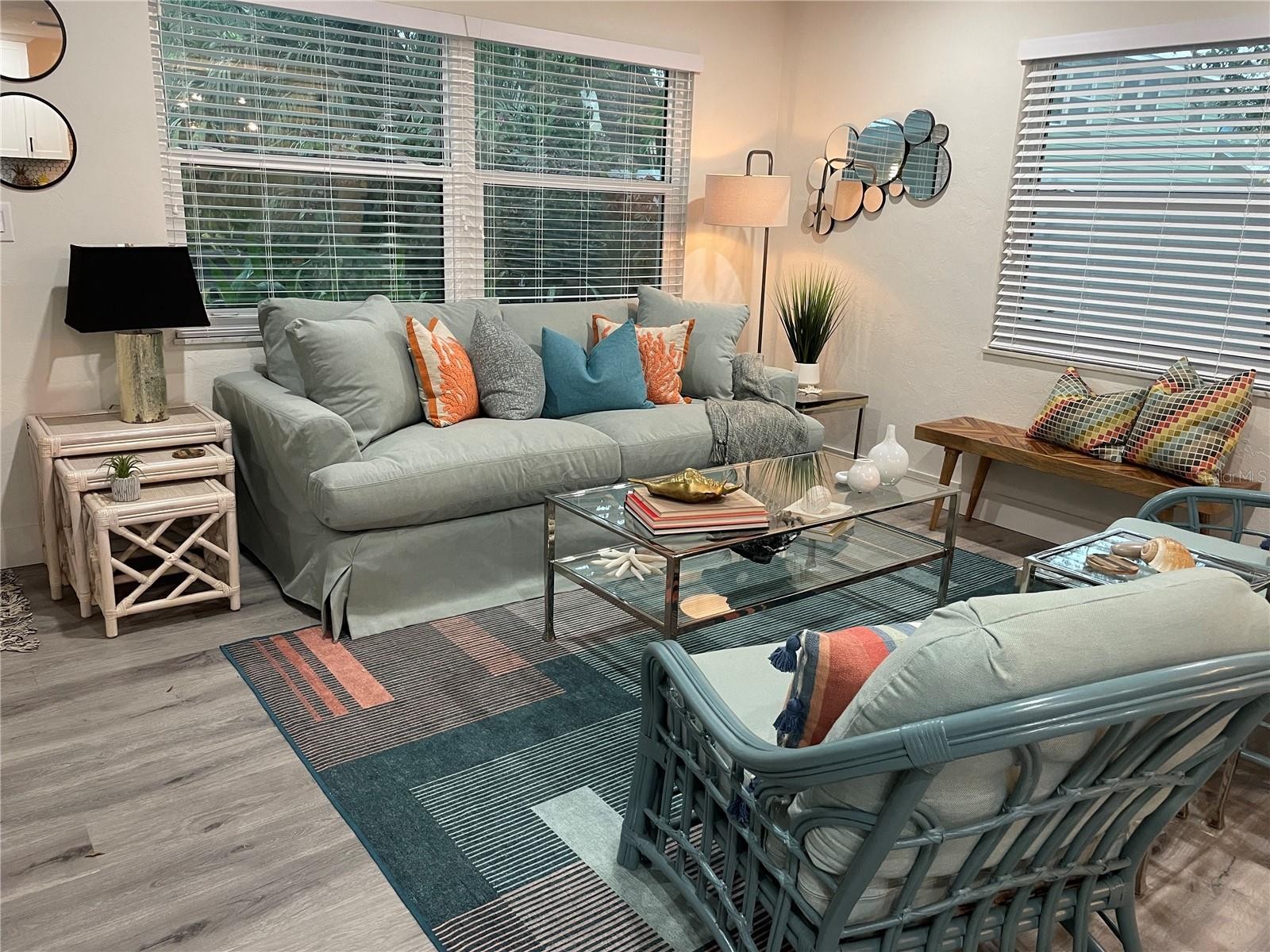 1920 MORRILL ST #Pineapple