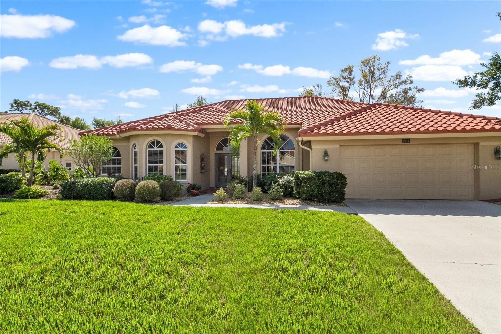 1994 WHITE FEATHER LN