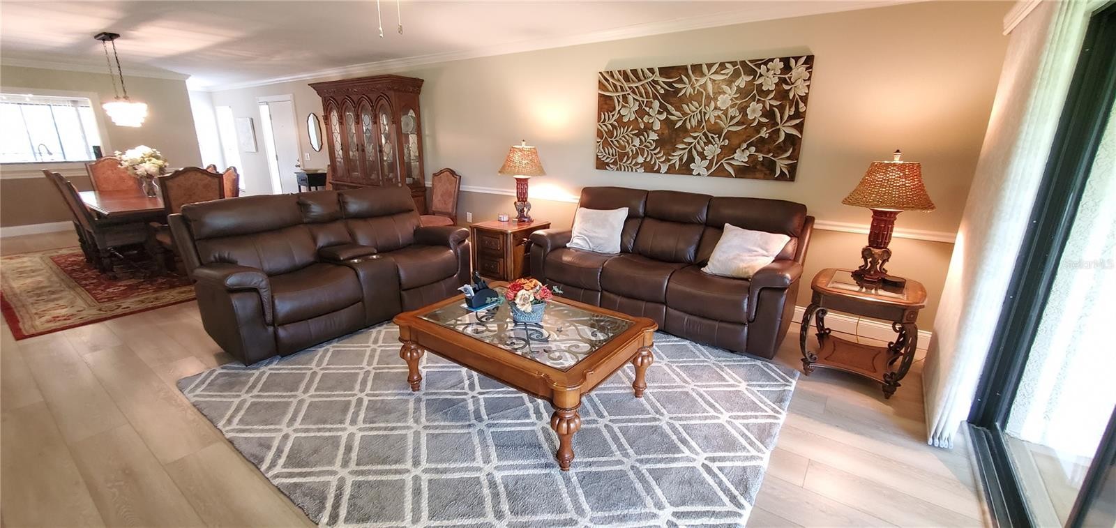 6110 COUNTRY CLUB WAY #201