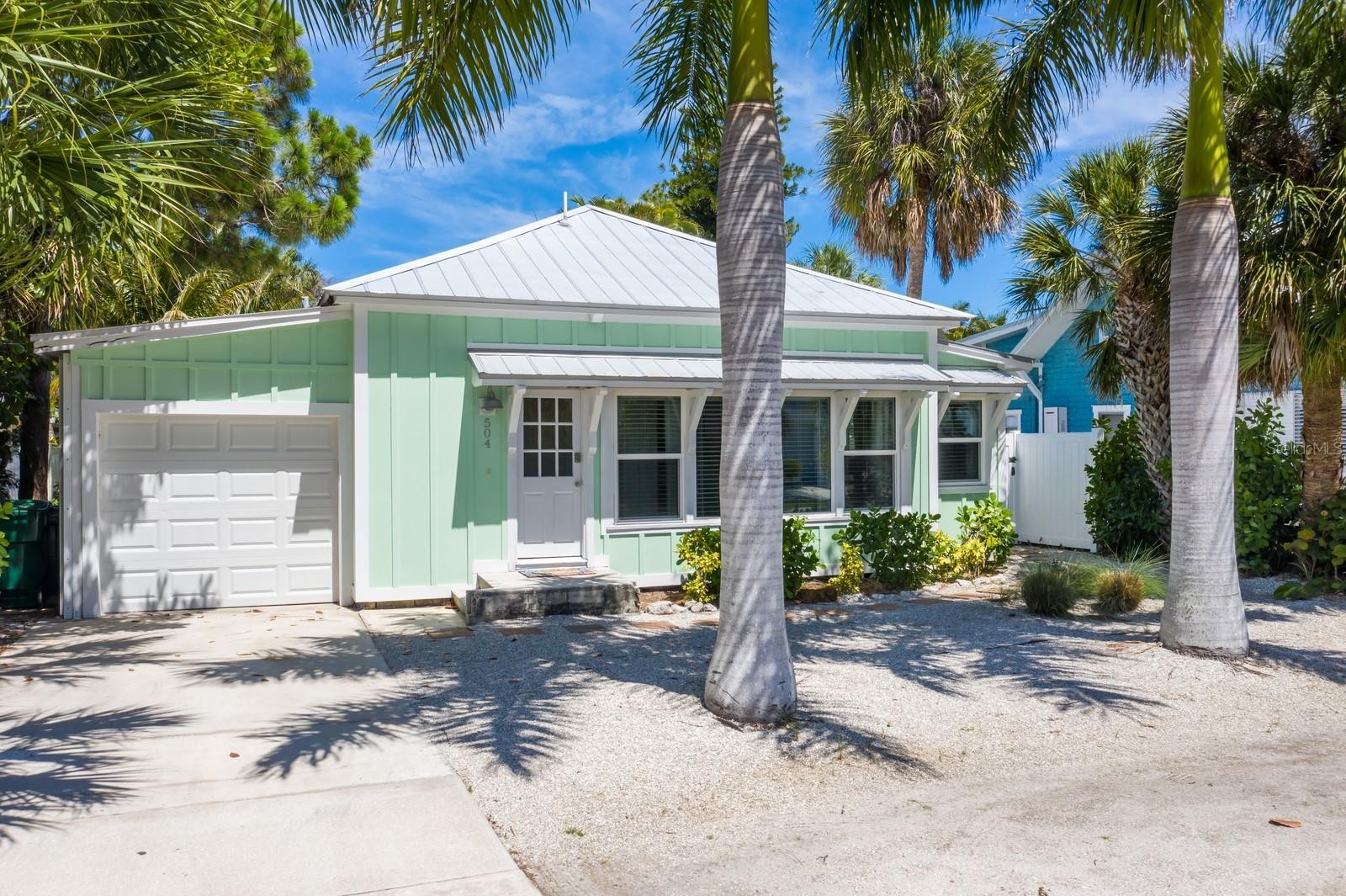 504 SPRING AVE