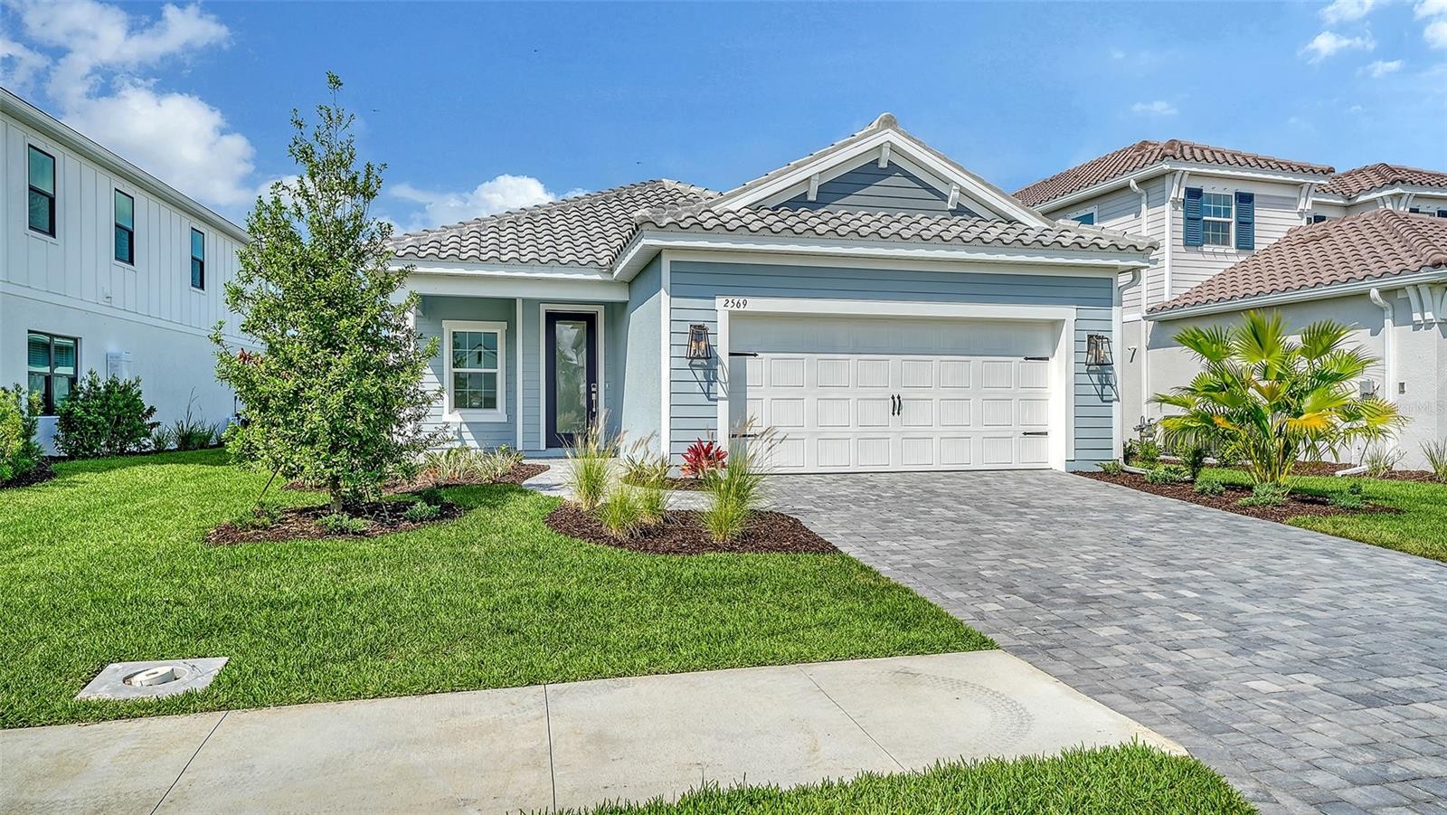 2569 DASHEEN PL