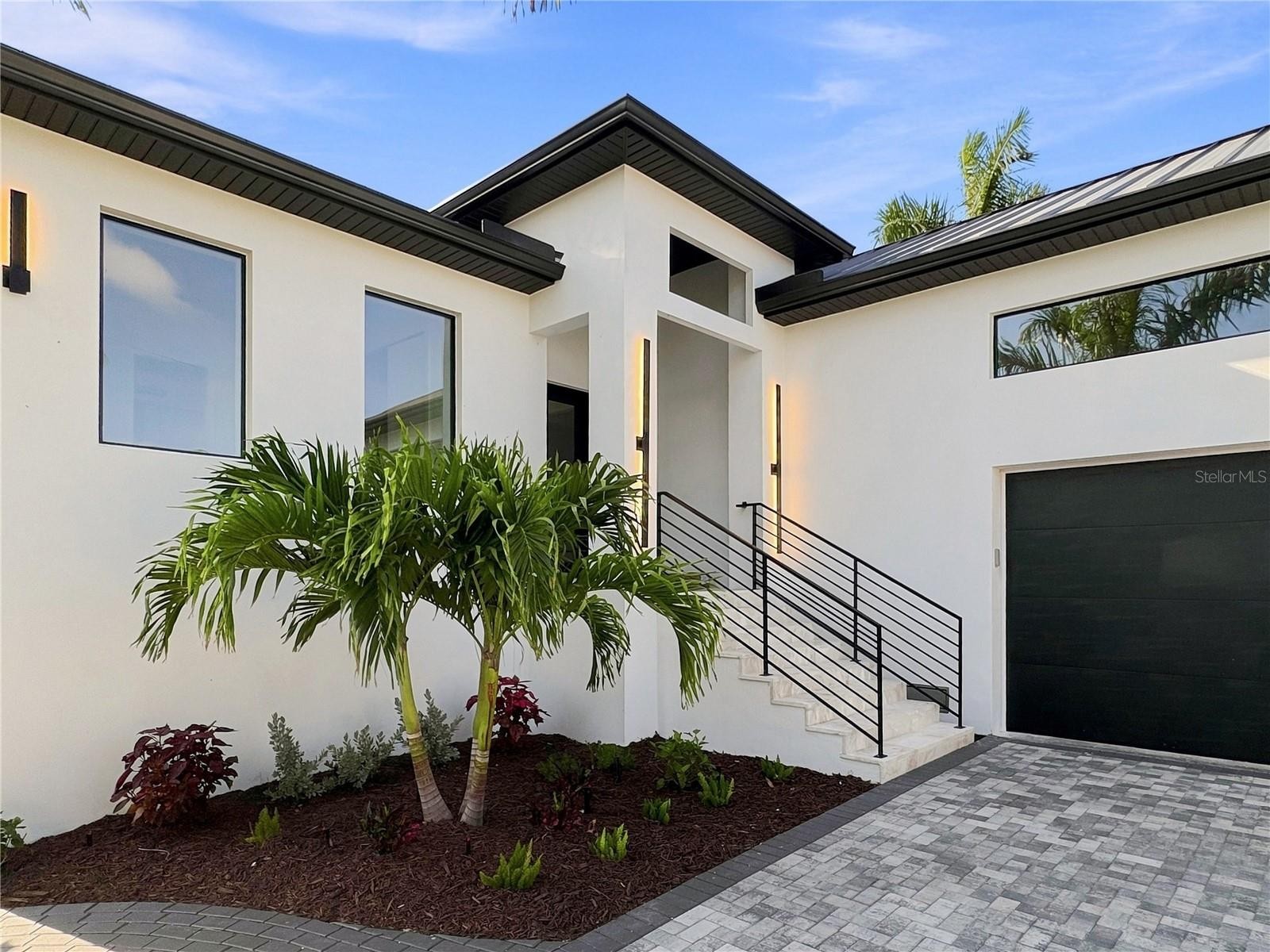 276 ISLAND CIR