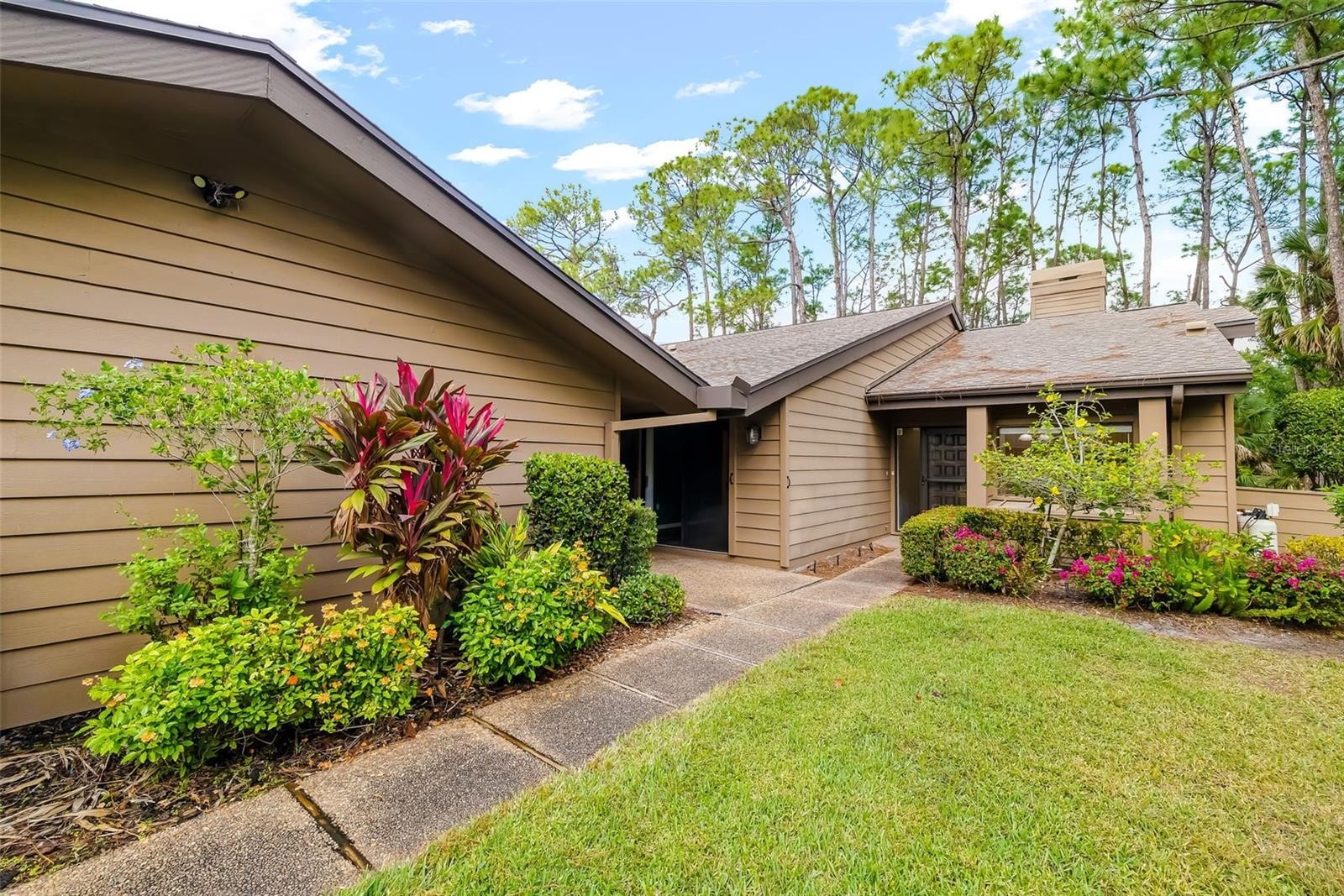 4687 CHANDLERS FORDE #25