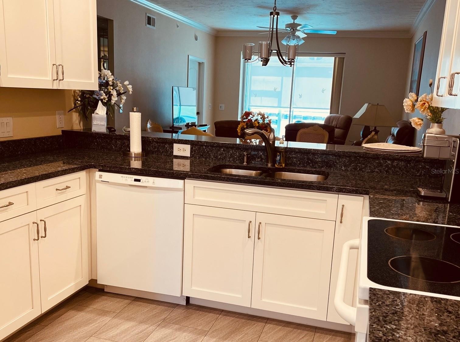 4639 CHAPEL HILL DR #2912