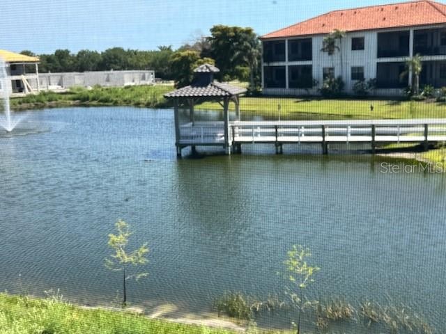 5552 SUMMIT POINTE CIR #102